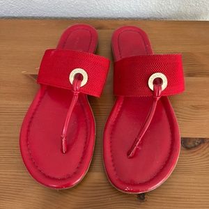Women’s 6.5 Red Bandolino Sandals